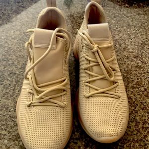 Brand new never been worn, flesh color platform sneakers by madden girl